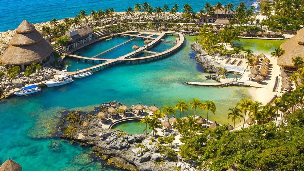 Xcaret tour from Cancun